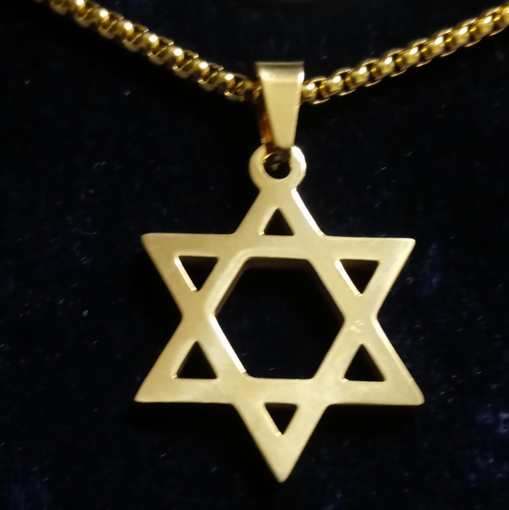 Stainless steel men's star necklace